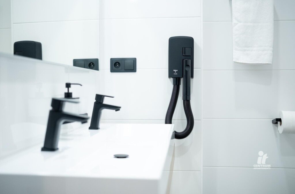 Budovy a interiéry - mscf0015_large